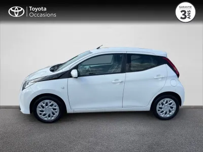 TOYOTA Aygo 1.0 VVT-i 72ch x-play 5P MY19 occasion 2021 - Photo 3