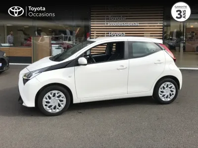 TOYOTA Aygo 1.0 VVT-i 72ch x-play x-app 5p MC18 occasion 2020 - Photo 3