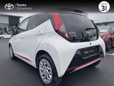 TOYOTA Aygo 1.0 VVT-i 72ch x-look 5p MY21 occasion 2021 - Photo 2