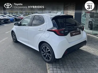 TOYOTA Yaris 116h Design 5p MY21 occasion 2021 - Photo 2