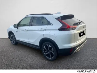 MITSUBISHI Eclipse Cross 2.4 MIVEC PHEV 188ch Intense Edition 4WD occasion 2022 - Photo 2