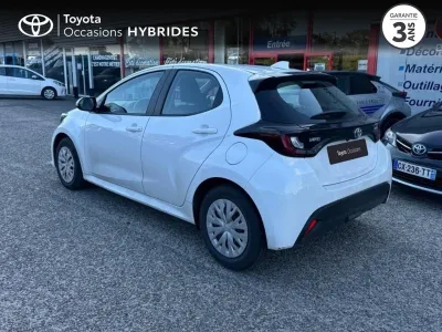 TOYOTA Yaris 116h Dynamic Business 5p + Programme Beyond Zero Academy MY22 occasion 2023 - Photo 2