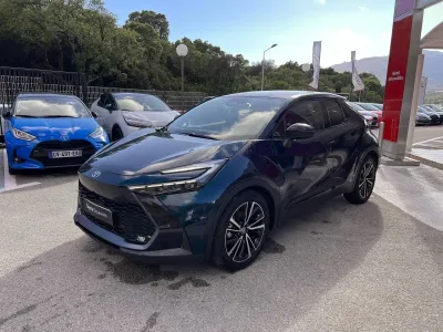 TOYOTA C-HR 1.8 140ch Collection occasion 2024 - Photo 3