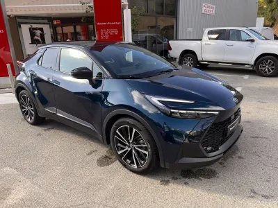 TOYOTA C-HR 1.8 140ch Collection occasion 2024 - Photo 1