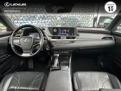 LEXUS ES 300h Luxe occasion 2019 - Photo 2