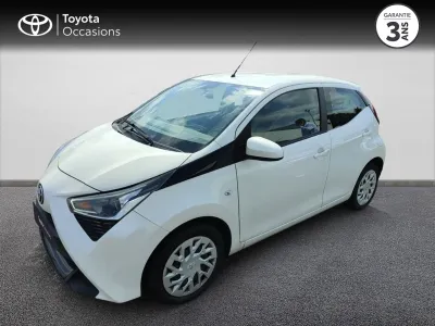 TOYOTA Aygo 1.0 VVT-i 72ch x-play 5p MY20 occasion 2021 - Photo 1