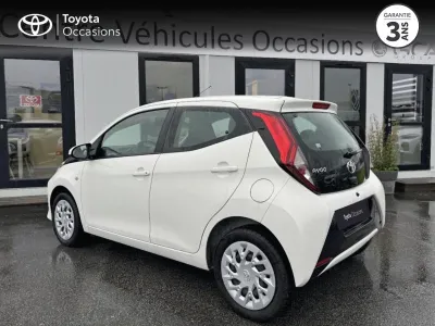 TOYOTA Aygo 1.0 VVT-i 72ch x-play x-app 5p MC18 occasion 2021 - Photo 3