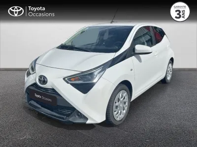 TOYOTA Aygo 1.0 VVT-i 72ch x-play 5p MY20 occasion 2021 - Photo 1