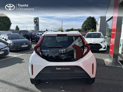 TOYOTA Aygo X 1.0 VVT-i 72ch Dynamic occasion 2022 - Photo 4