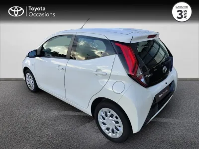 TOYOTA Aygo 1.0 VVT-i 72ch x-play x-app 5p MC18 occasion 2021 - Photo 2