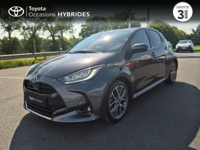 TOYOTA Yaris 116h Iconic 5p occasion 2020 - Photo 1