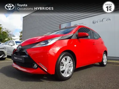 TOYOTA Aygo 1.0 VVT-i 69ch x-wave 2 5p occasion 2016 - Photo 1