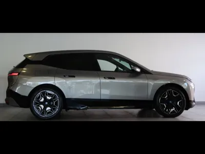 BMW iX xDrive50 523ch Edition Sport occasion 2024 - Photo 3