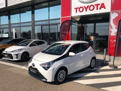 TOYOTA Aygo 1.0 VVT-i 72ch x-play x-shift 5p MY20 occasion 2021 - Photo 3