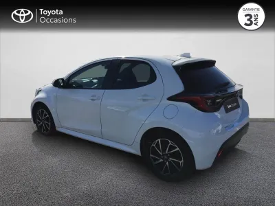 TOYOTA Yaris 116h Design 5p MY21 occasion 2022 - Photo 2