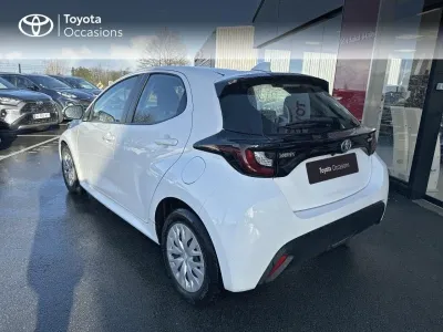 TOYOTA Yaris 116h Dynamic 5p MY21 occasion 2021 - Photo 2