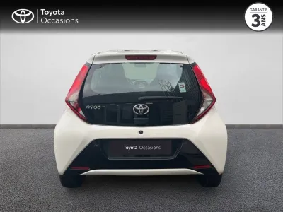 TOYOTA Aygo 1.0 VVT-i 72ch x-play 5p MY20 occasion 2021 - Photo 4