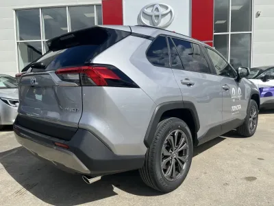 TOYOTA RAV4 2.5 Hybride 218ch Dynamic 2WD MY24 occasion 2024 - Photo 3