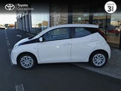 TOYOTA Aygo 1.0 VVT-i 72ch x-play 5p MY20 occasion 2021 - Photo 3