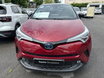 TOYOTA C-HR 122h Collection 2WD E-CVT RC18 occasion 2019 - Photo 2