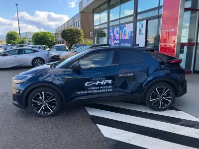 TOYOTA C-HR 1.8 140ch Collection occasion 2024 - Photo 3