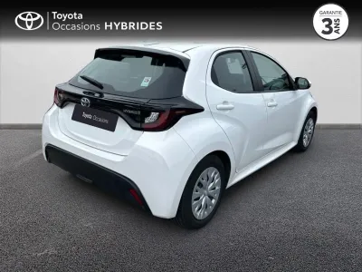 TOYOTA Yaris 116h Dynamic 5p MY21 occasion 2022 - Photo 2