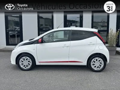 TOYOTA Aygo 1.0 VVT-i 72ch x-look 5p MY20 occasion 2021 - Photo 2