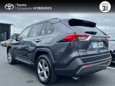 TOYOTA RAV4 Hybride 222ch Lounge AWD-i occasion 2020 - Photo 2