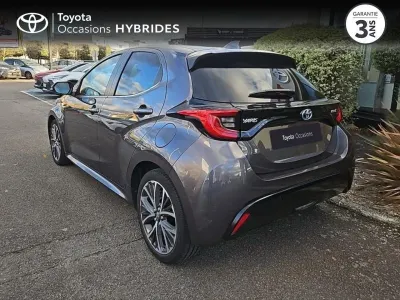 TOYOTA Yaris 116h Iconic 5p occasion 2021 - Photo 2