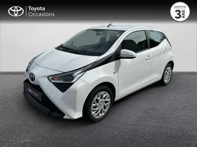 TOYOTA Aygo 1.0 VVT-i 72ch x-play 5p MY21 occasion 2021 - Photo 1