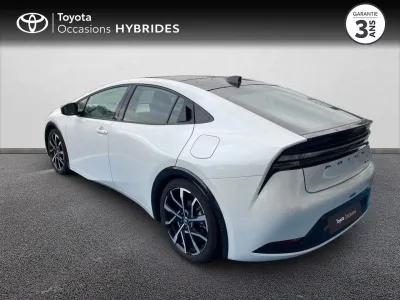 TOYOTA Prius Rechargeable 2.0 Hybride Rechargeable 223ch Design Toit panoramique occasion 2024 - Photo 2