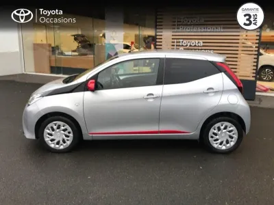 TOYOTA Aygo 1.0 VVT-i 72ch x-look 5p MY21 occasion 2021 - Photo 3