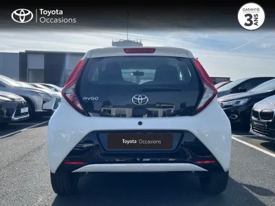 TOYOTA Aygo 1.0 VVT-i 72ch x-play 5p MY20 occasion 2021 - Photo 4