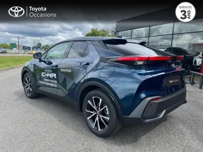 TOYOTA C-HR 1.8 140ch Design occasion 2024 - Photo 2