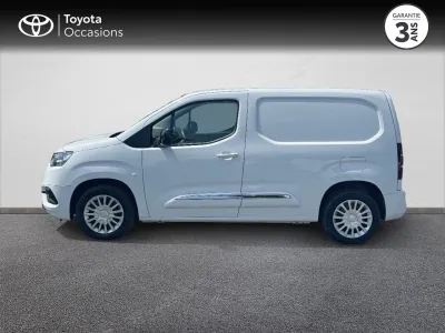 TOYOTA PROACE CITY Medium 100 D-4D Business Look RC23 occasion 2023 - Photo 3