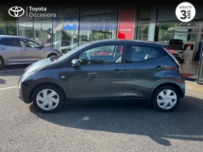 TOYOTA Aygo 1.0 VVT-i 72ch x-play 5p occasion 2018 - Photo 3