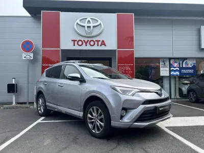 TOYOTA RAV4 197 Hybride Silver Edition AWD CVT occasion 2018 - Photo 3