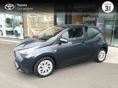 TOYOTA Aygo 1.0 VVT-i 72ch x-play x-app 5p MC18 occasion 2019 - Photo 1