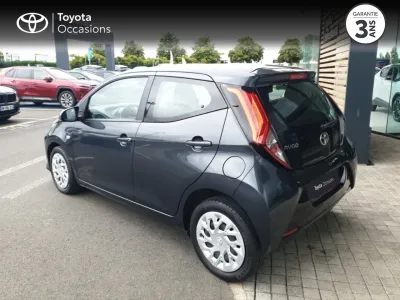 TOYOTA Aygo 1.0 VVT-i 72ch x-play x-app 5p MC18 occasion 2019 - Photo 2