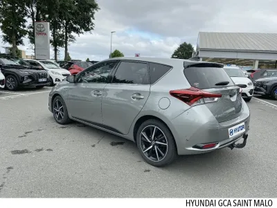 TOYOTA Auris HSD 136h Collection occasion 2018 - Photo 2