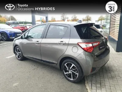 TOYOTA Yaris 100h Collection 5p RC19 occasion 2019 - Photo 2