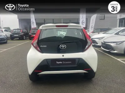 TOYOTA Aygo 1.0 VVT-i 72ch x-play 5p occasion 2019 - Photo 3