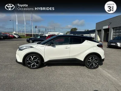 TOYOTA C-HR 122h Graphic 2WD E-CVT occasion 2017 - Photo 3