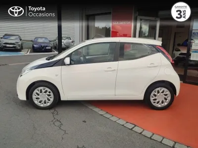 TOYOTA Aygo 1.0 VVT-i 72ch x-play 5p MY20 occasion 2021 - Photo 3