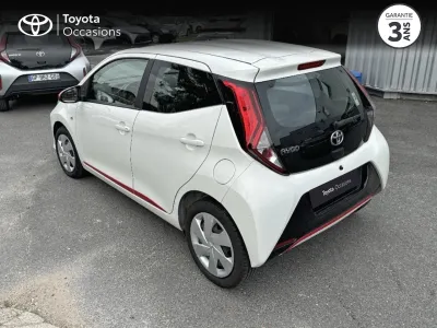 TOYOTA Aygo 1.0 VVT-i 72ch x-play 5p MY20 occasion 2020 - Photo 2