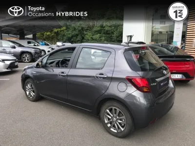 TOYOTA Yaris HSD 100h Dynamic 5p occasion 2015 - Photo 2