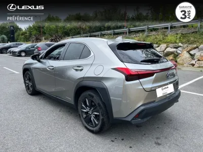 LEXUS UX 250h 2WD Luxe Plus MY21 occasion 2021 - Photo 2