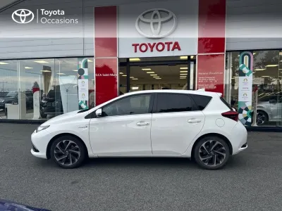 TOYOTA Auris HSD 136h Design RC18 occasion 2018 - Photo 3