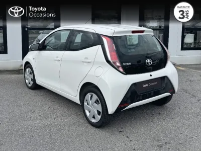 TOYOTA Aygo 1.0 VVT-i 69ch x-play 5p occasion 2018 - Photo 3