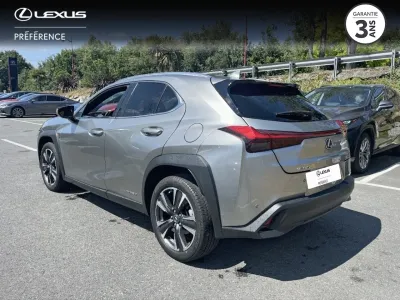 LEXUS UX 250h 2WD Premium Edition MY21 occasion 2021 - Photo 2